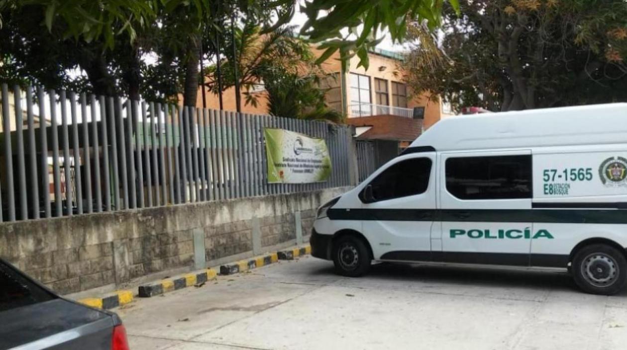El cuerpo de la víctima fue llevado a Medicina Legal. 