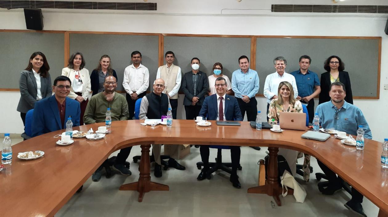 Agenda de trabajo conjunta con las autoridades de India para establecer acuerdos de cooperación en salud, ciencia, tecnología e innovación.