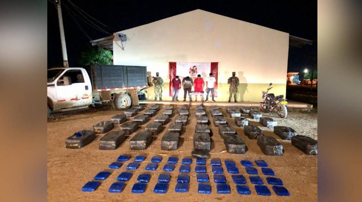 Droga decomisada por las autoridades en la Guajira. 