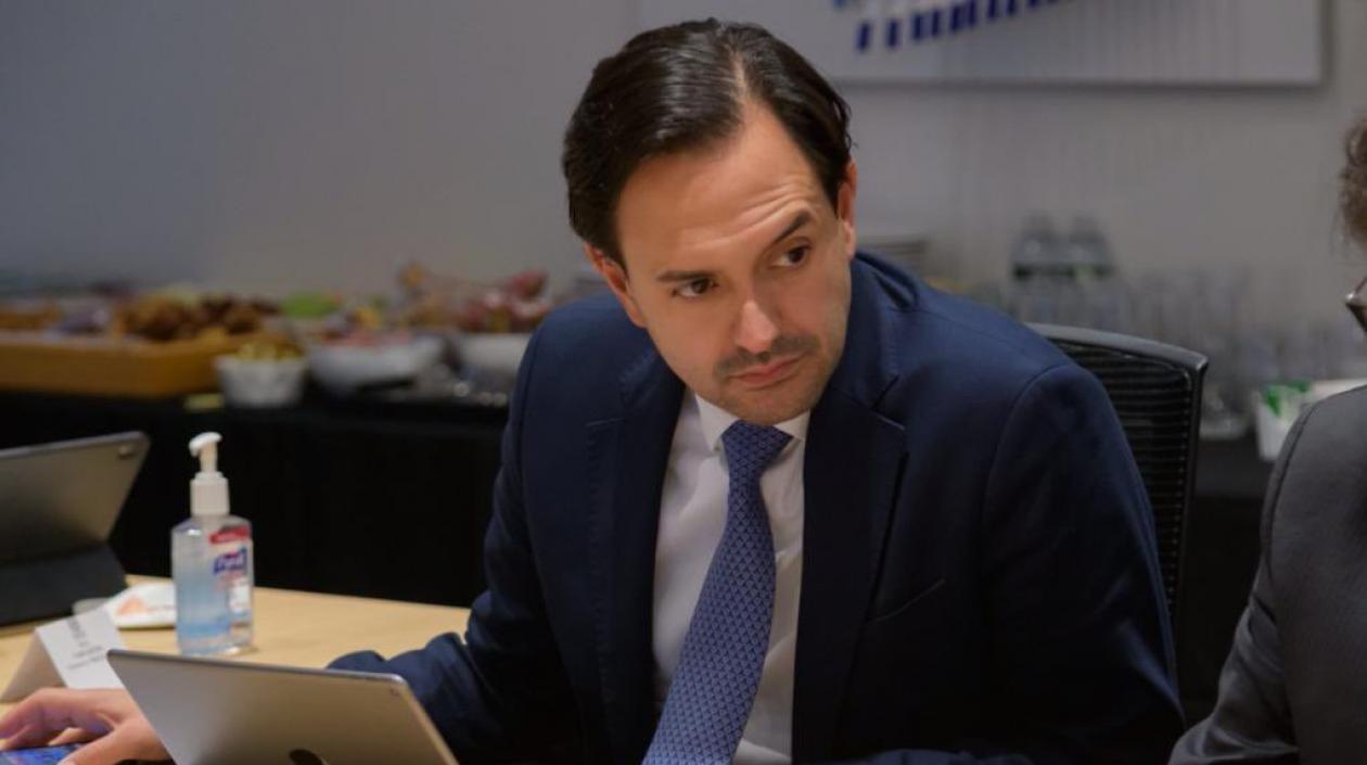 El Ministro de Minas y Energía, Diego Mesa.