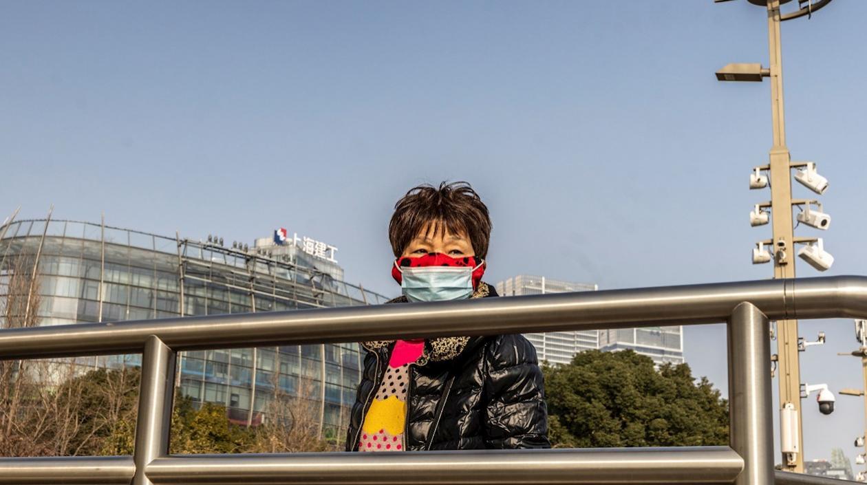 Las autoridades adelantan controles para evitar que contagio de Covid-19 aumente en China.