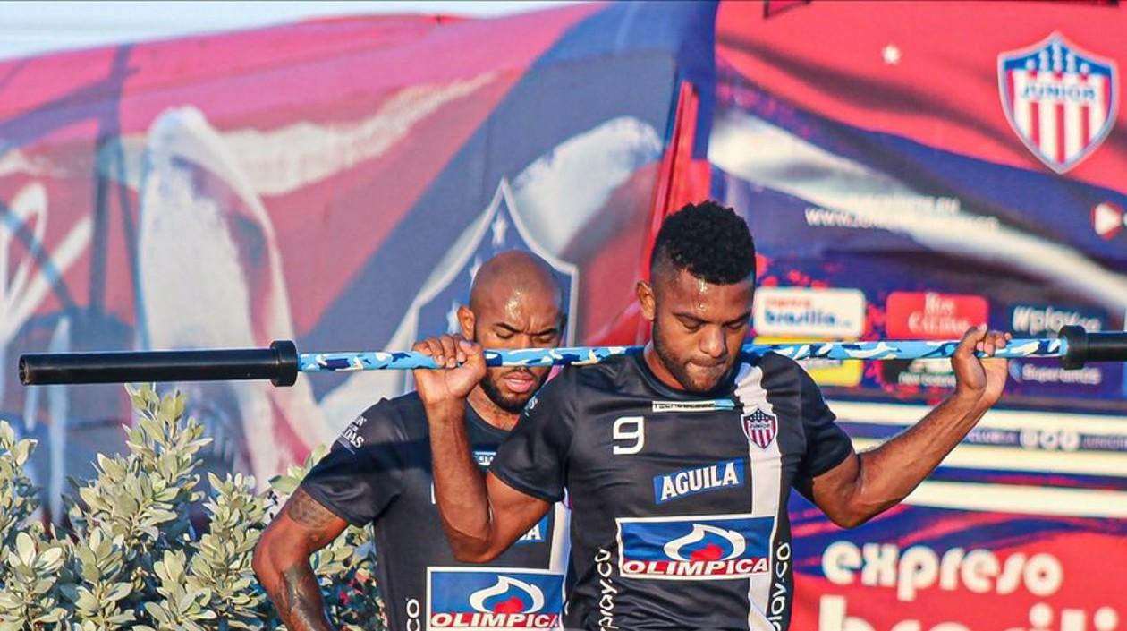 Freddy Hinestroza y Miguel Ángel Borja están entre los convocados. 