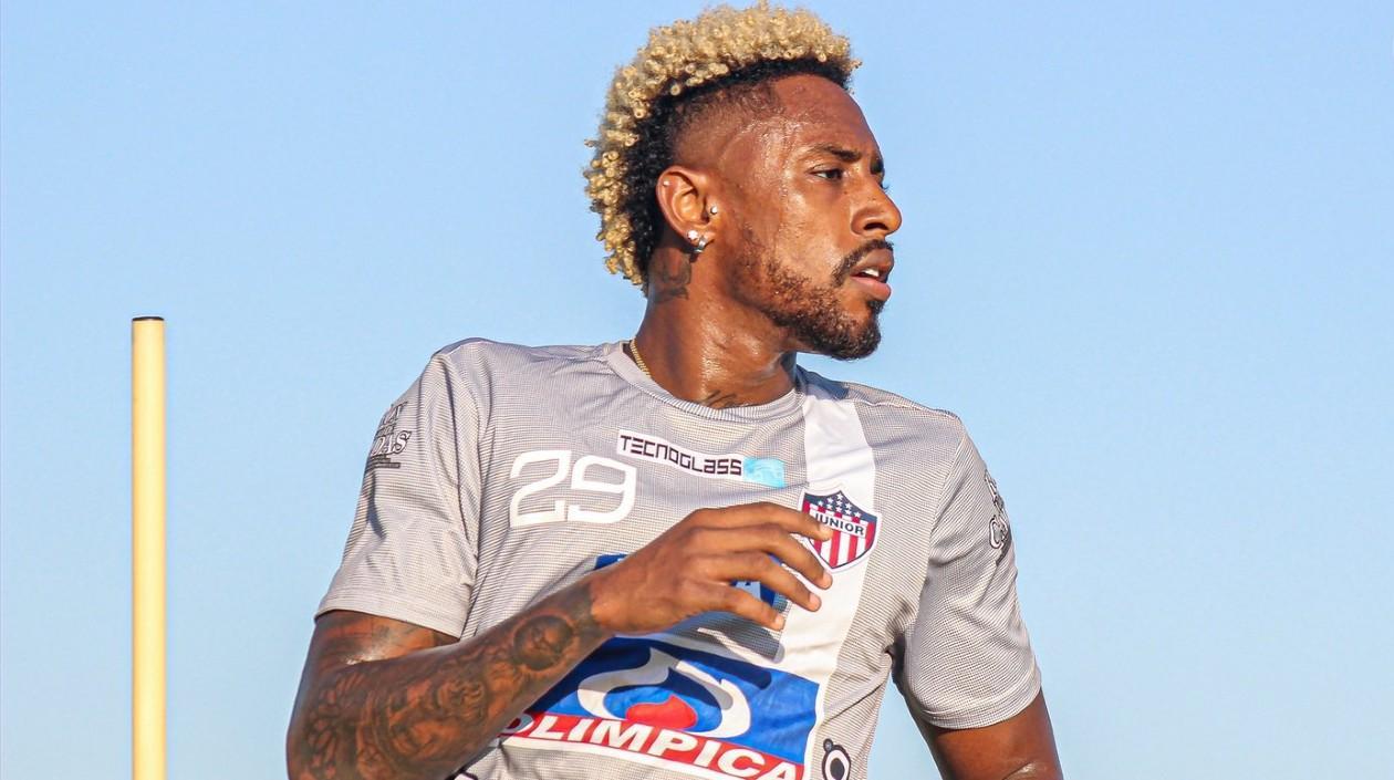 Omar Albornoz, atacante de Junior. 