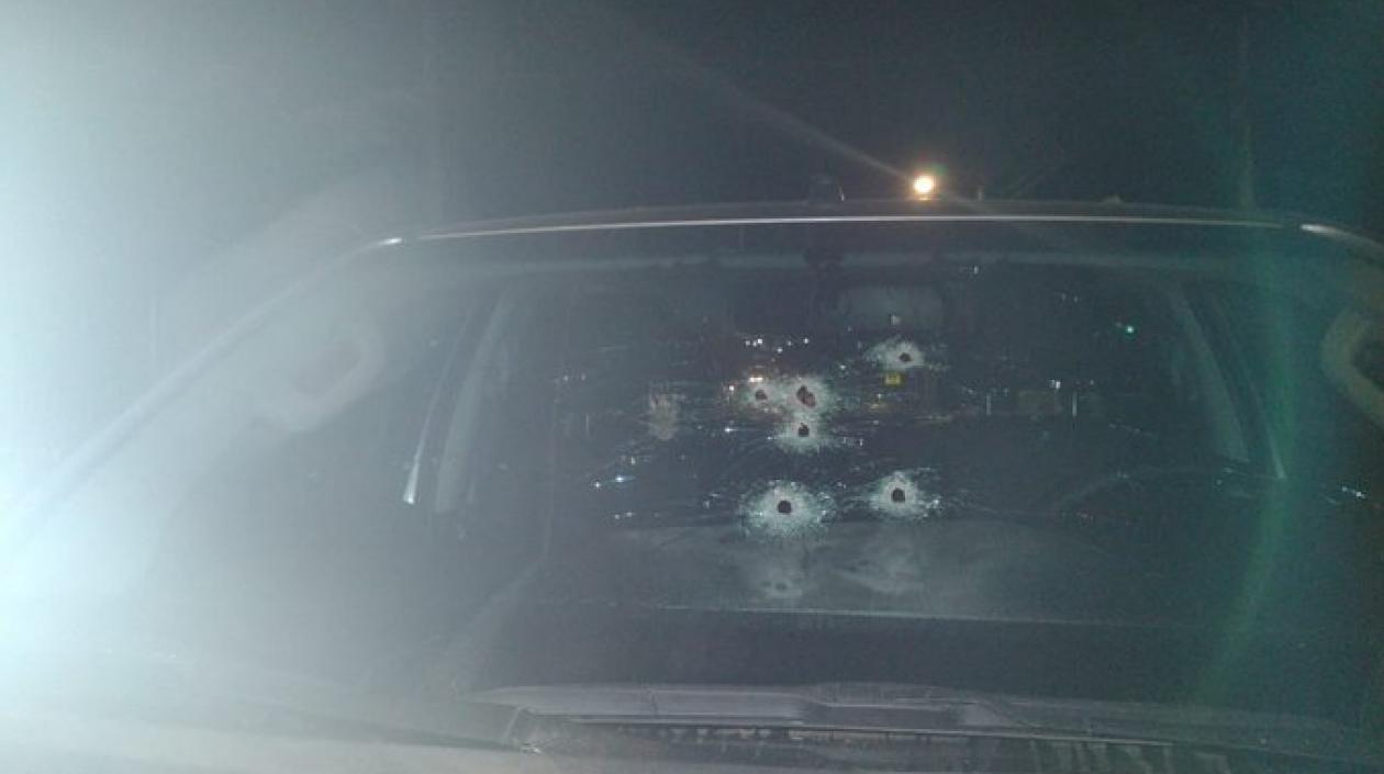 Imágenes de cómo quedó el carro.