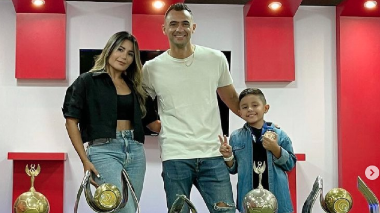 Marlon Piedrahita y su familia.