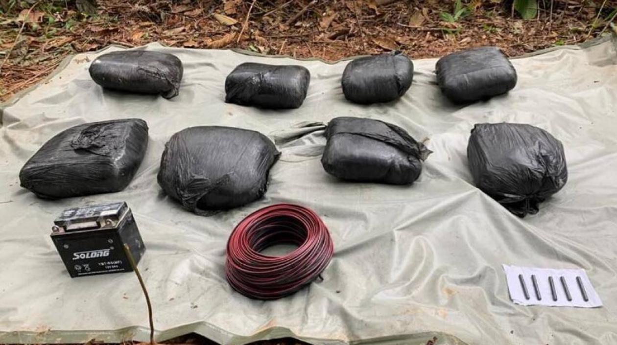 Material explosivo incautado.
