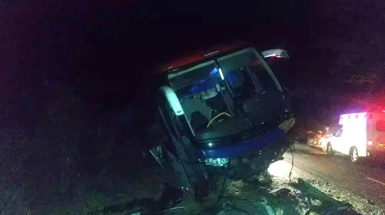 El bus implicado en el accidente. 