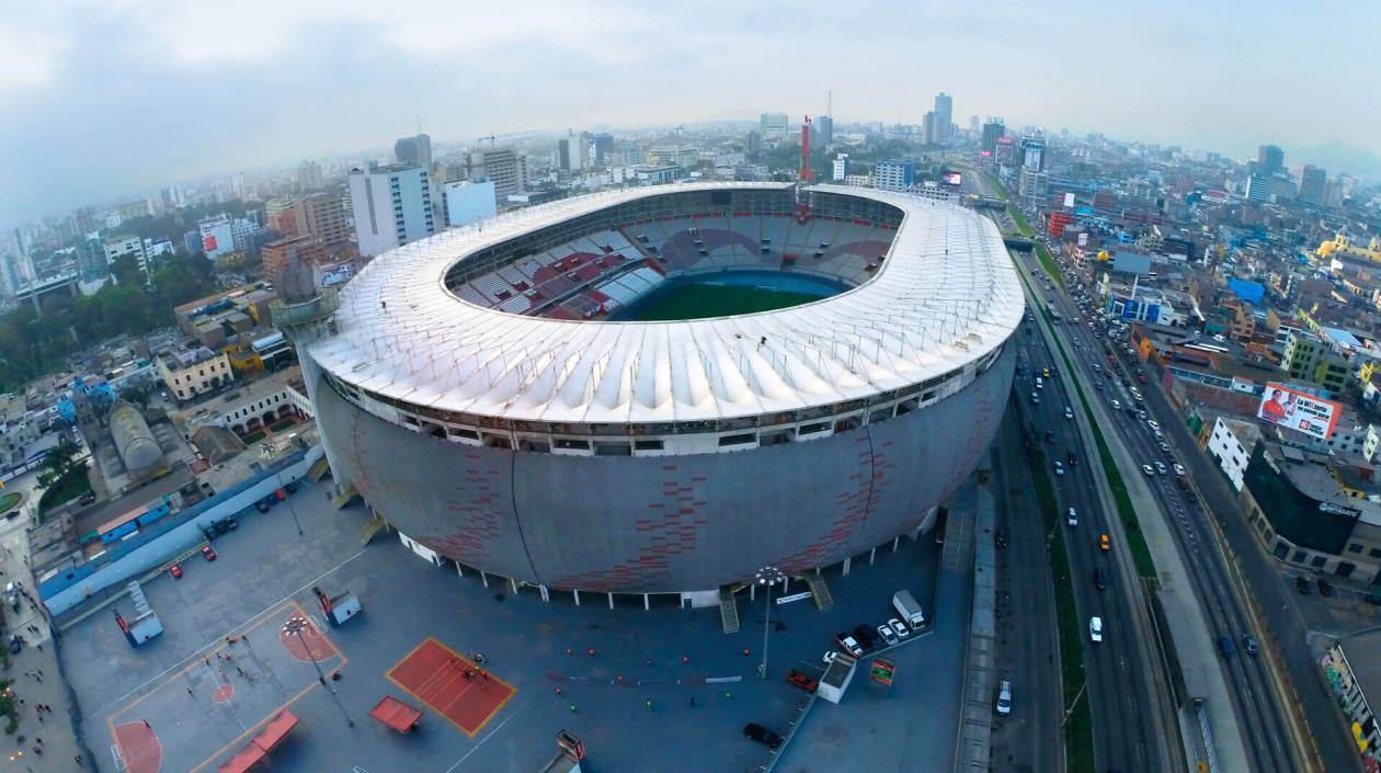 Estadio Nacional de Lima. 