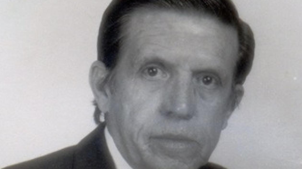 Juan B. Fernández Renowitzky.