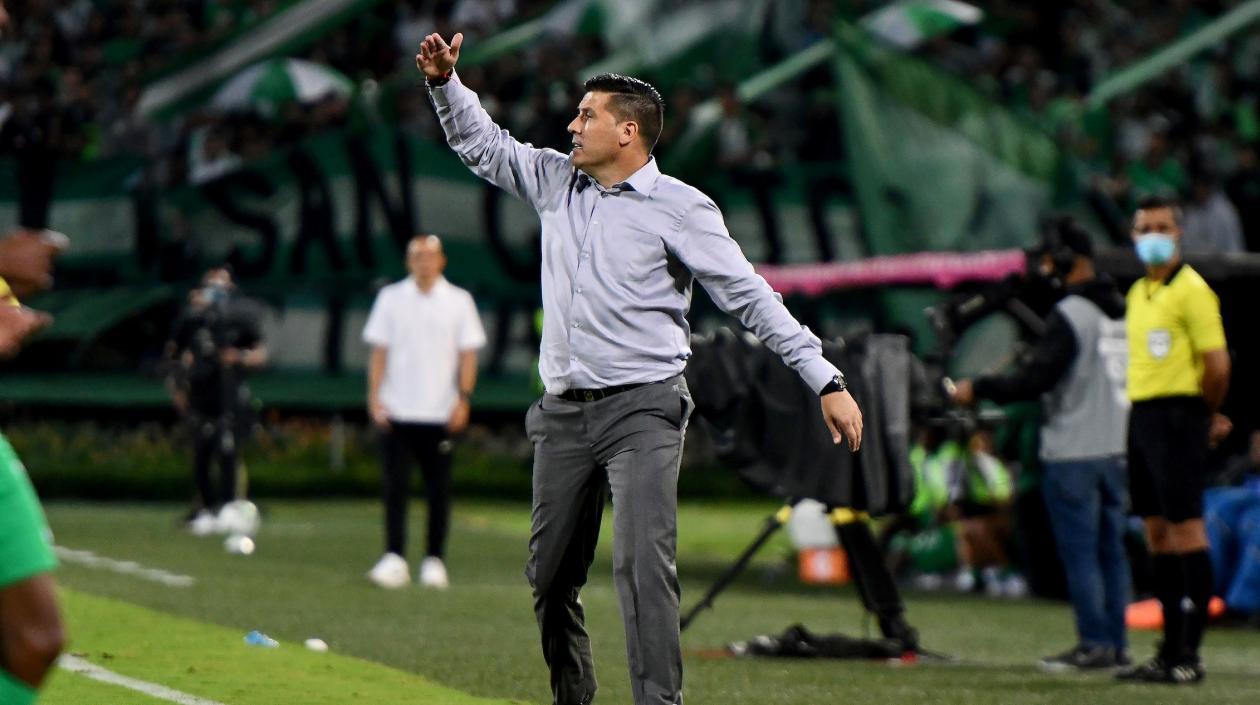 El entrenador de Junior, Juan Cruz Real.