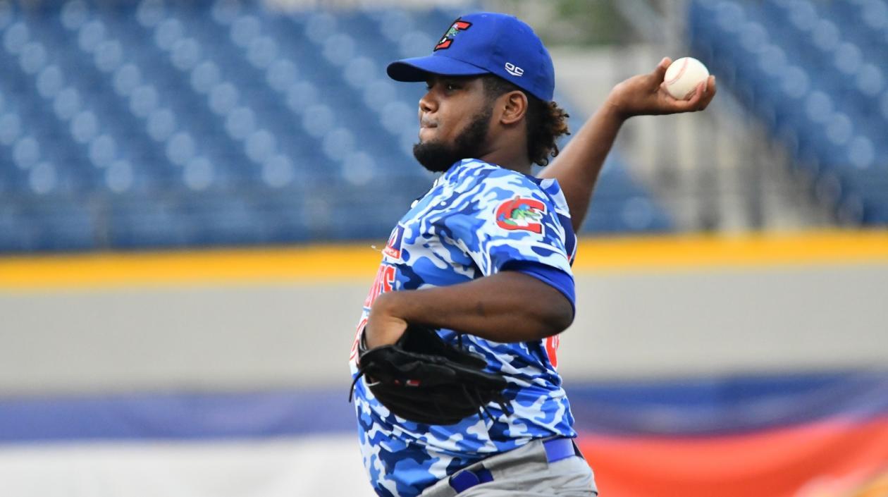 Eduar López, abridor de Caimanes. 