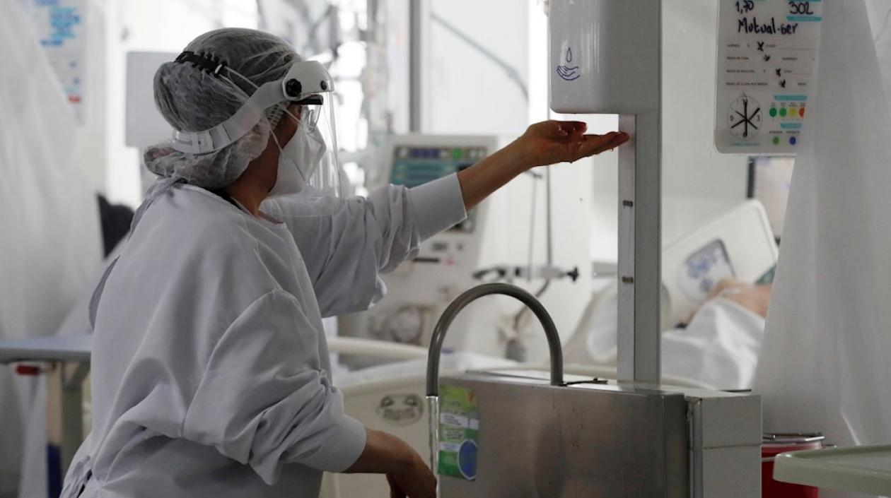 Los casos de Covid-19 llegaron a 5.887.261 en Colombia.