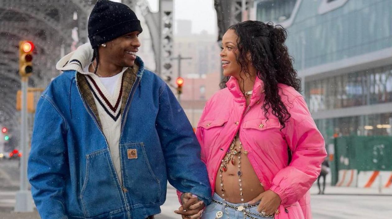 El rapero A$AP Rocky y la cantante barbadense Rihanna.