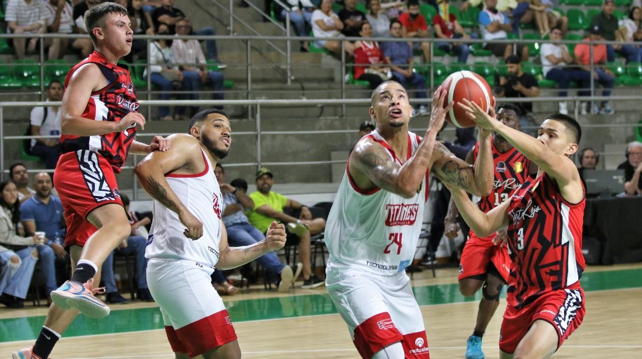 Jonathan Rodríguez, en acción del partido. 