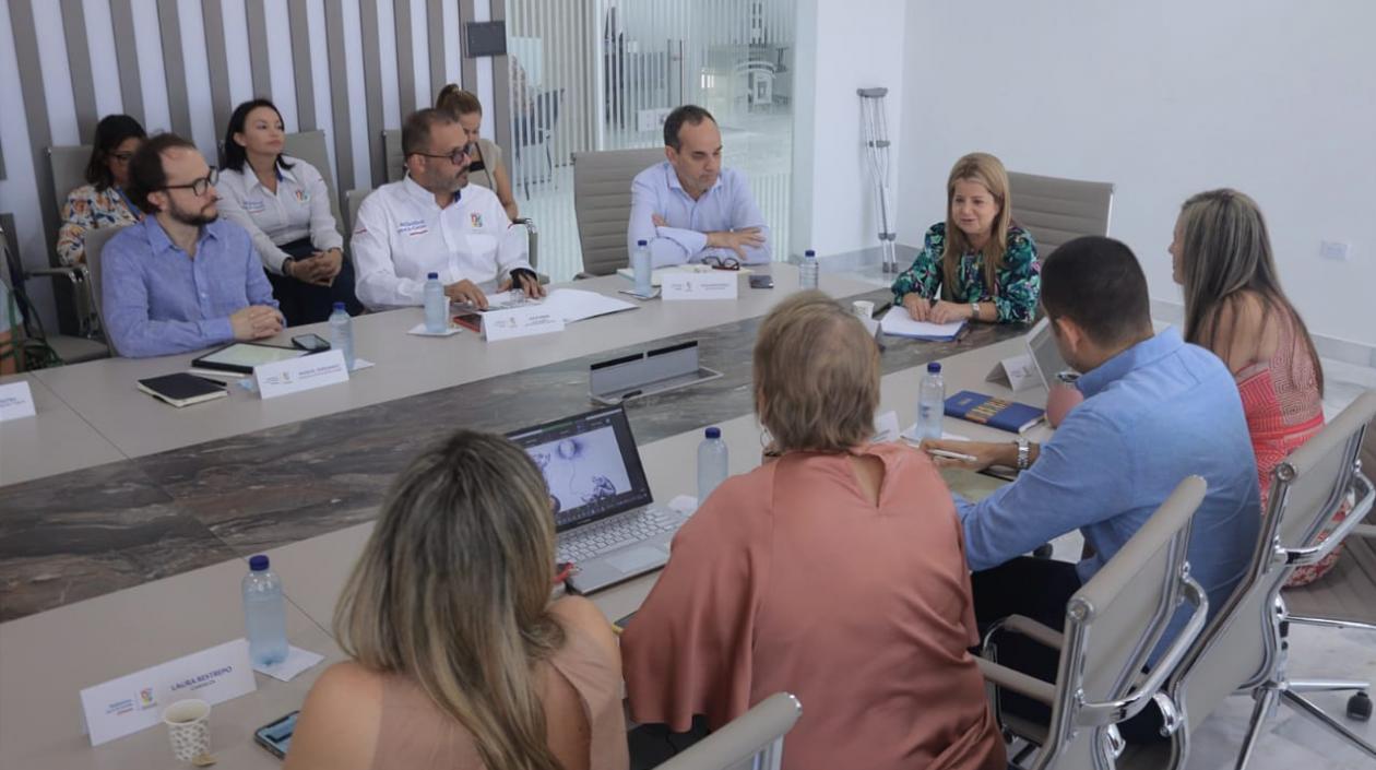 Reunión de la Gobernadora Elsa Noguera con los líderes del programa 'Atlántico para los jóvenes’.