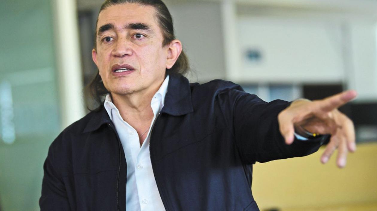 Gustavo Bolívar, senador.