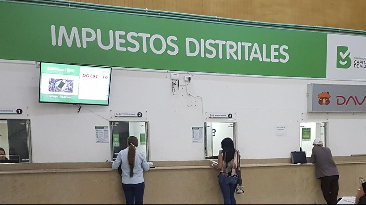 Oficina de impuestos distritales.