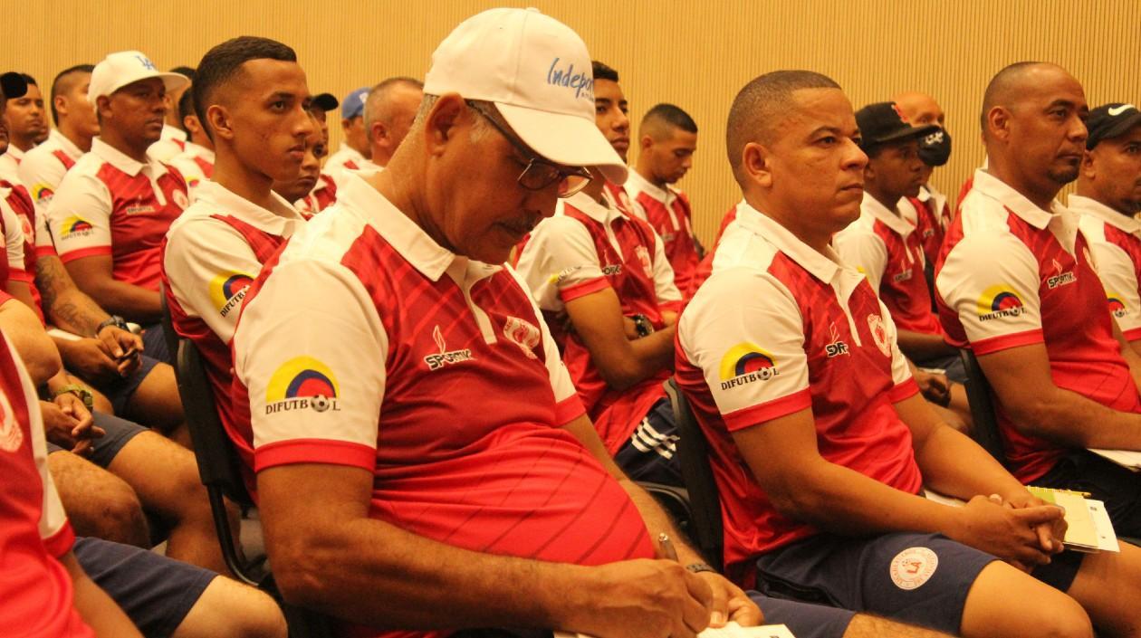 Entrenadores de la Liga del Atlántico, durante la jornada. 