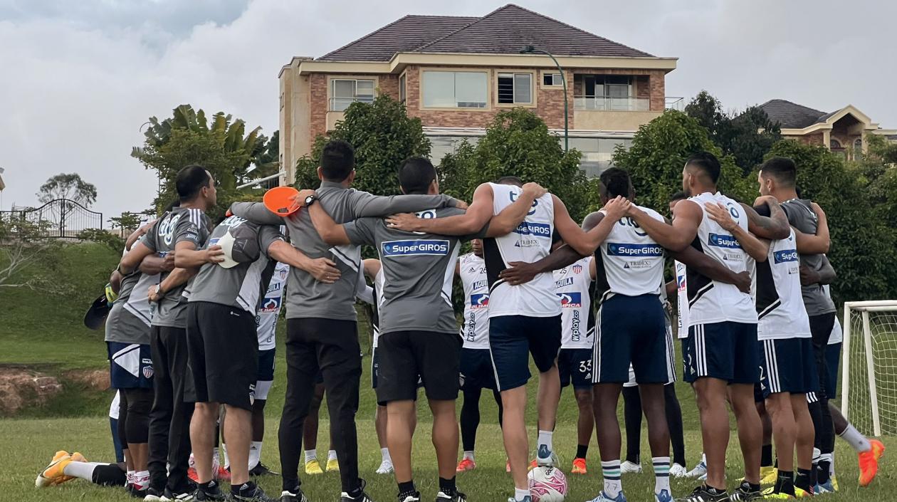 Junior durante un entrenamiento en Bucaramanga. 