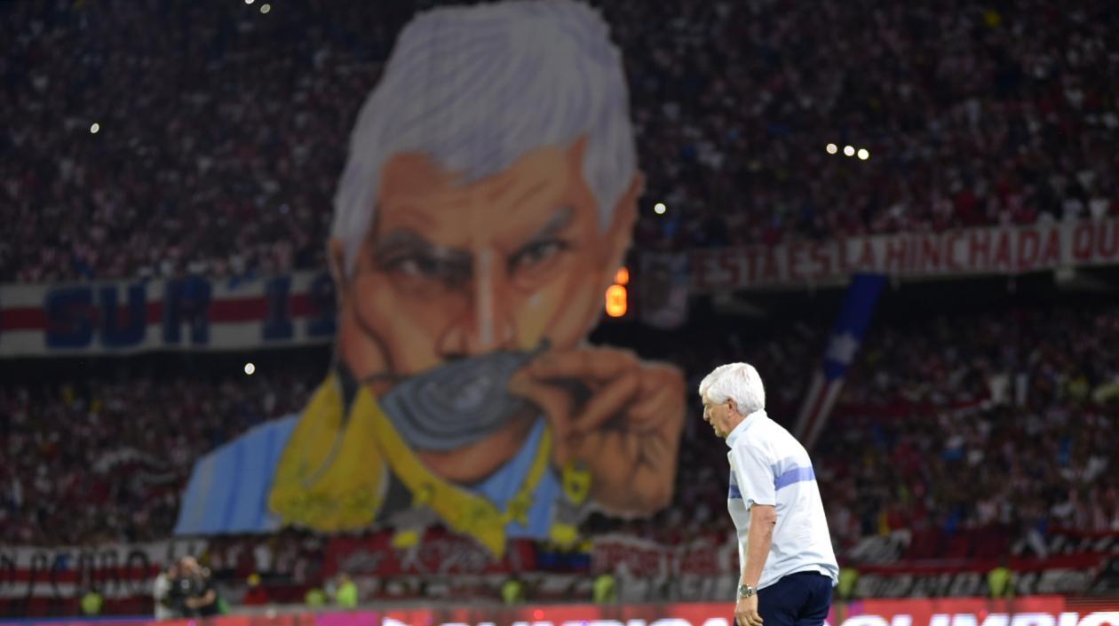 Julio Comesaña, entrenador del Junior. 