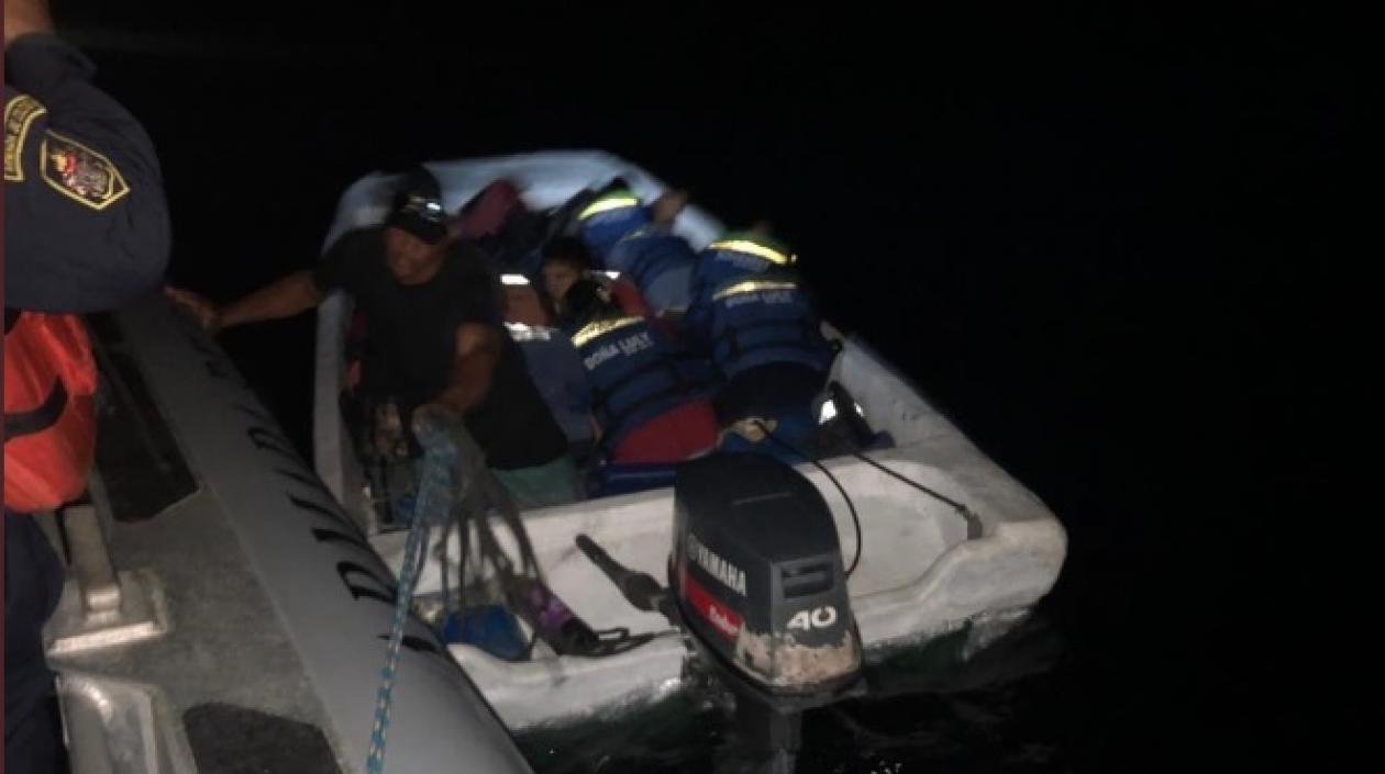 Los migrantes irregulares rescatados