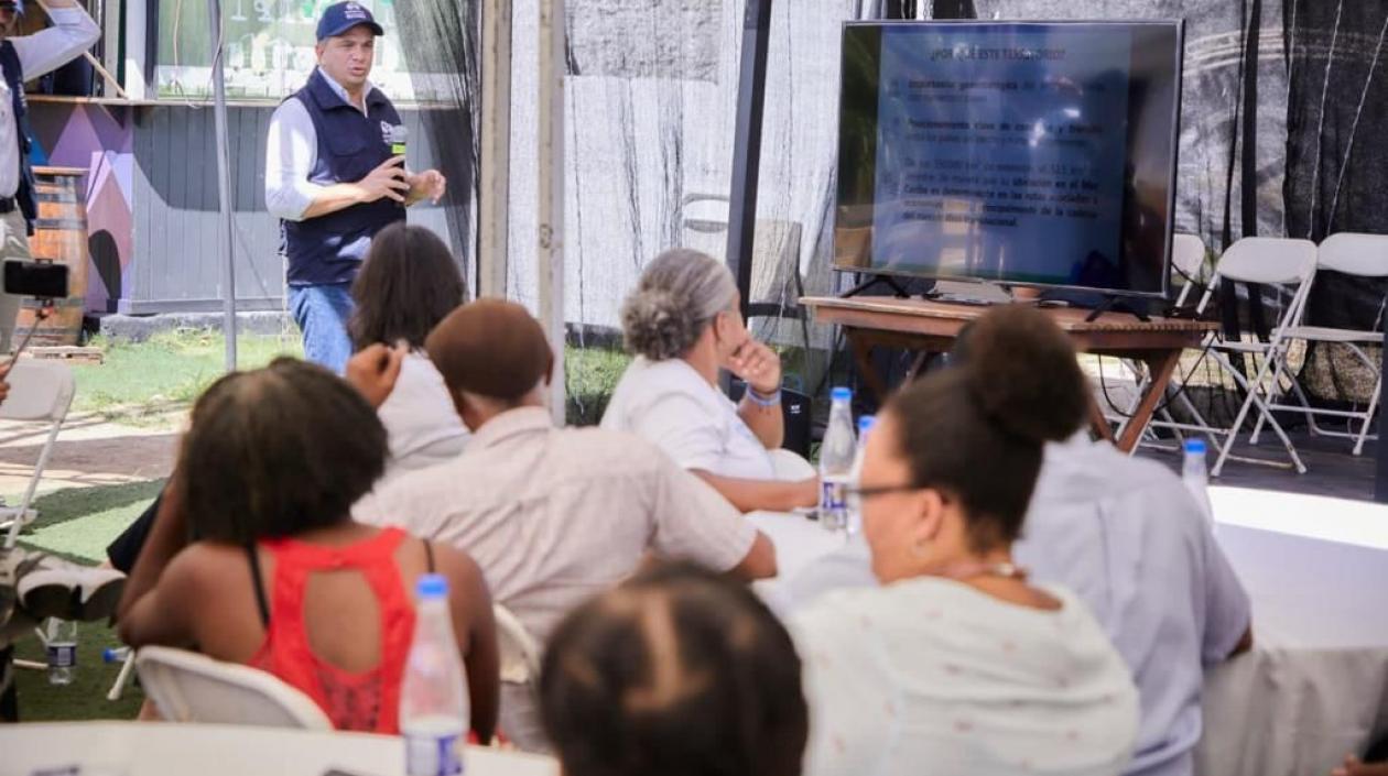 Carlos Camargo, Defensor del Pueblo.