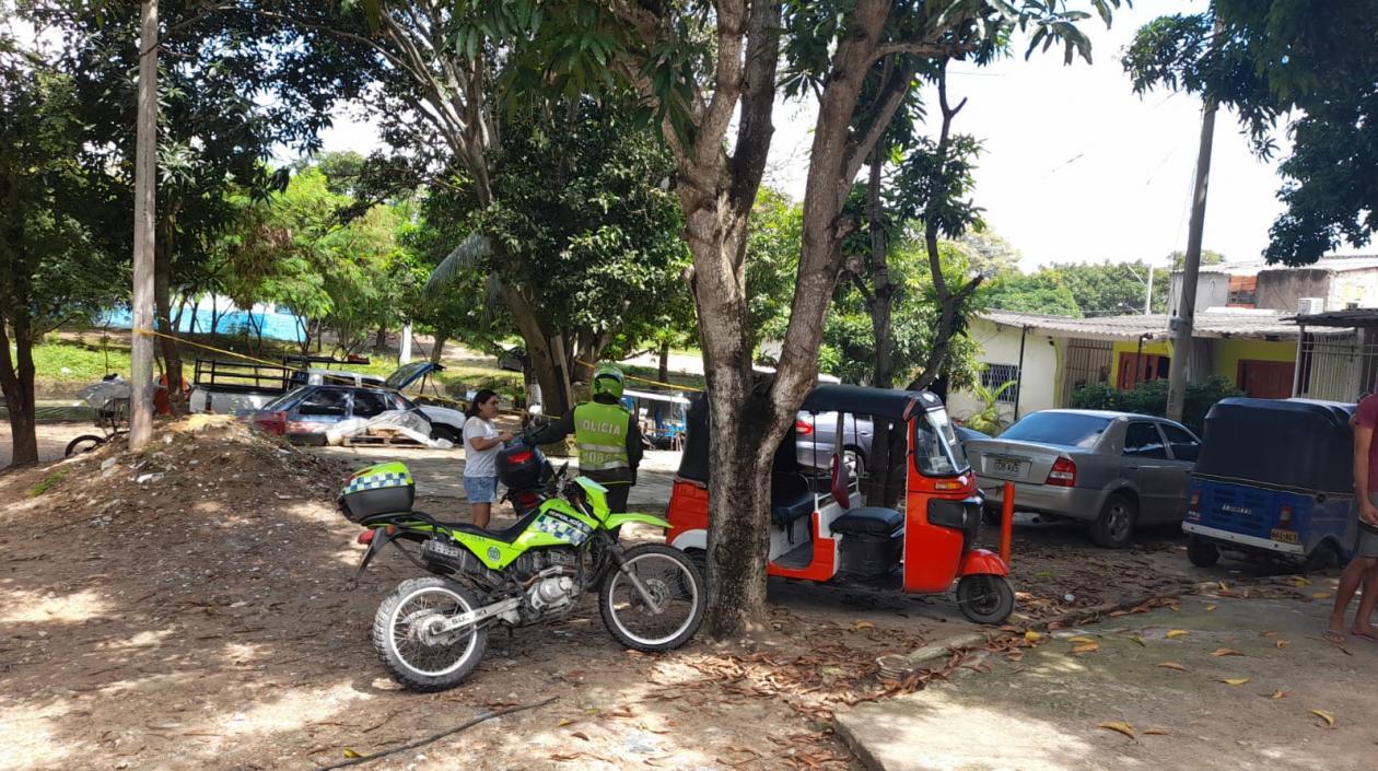 Policía en el lugar de los hechos.