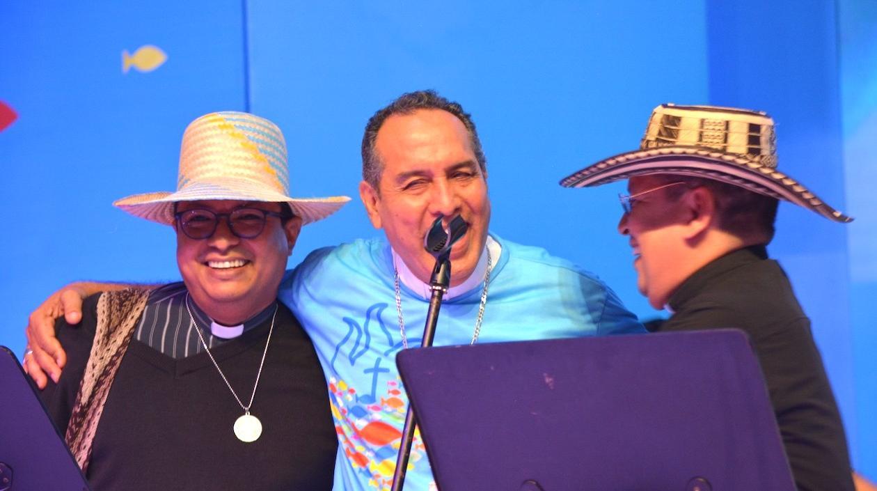 El Arzobispo Pablos Salas, durante la jornada.