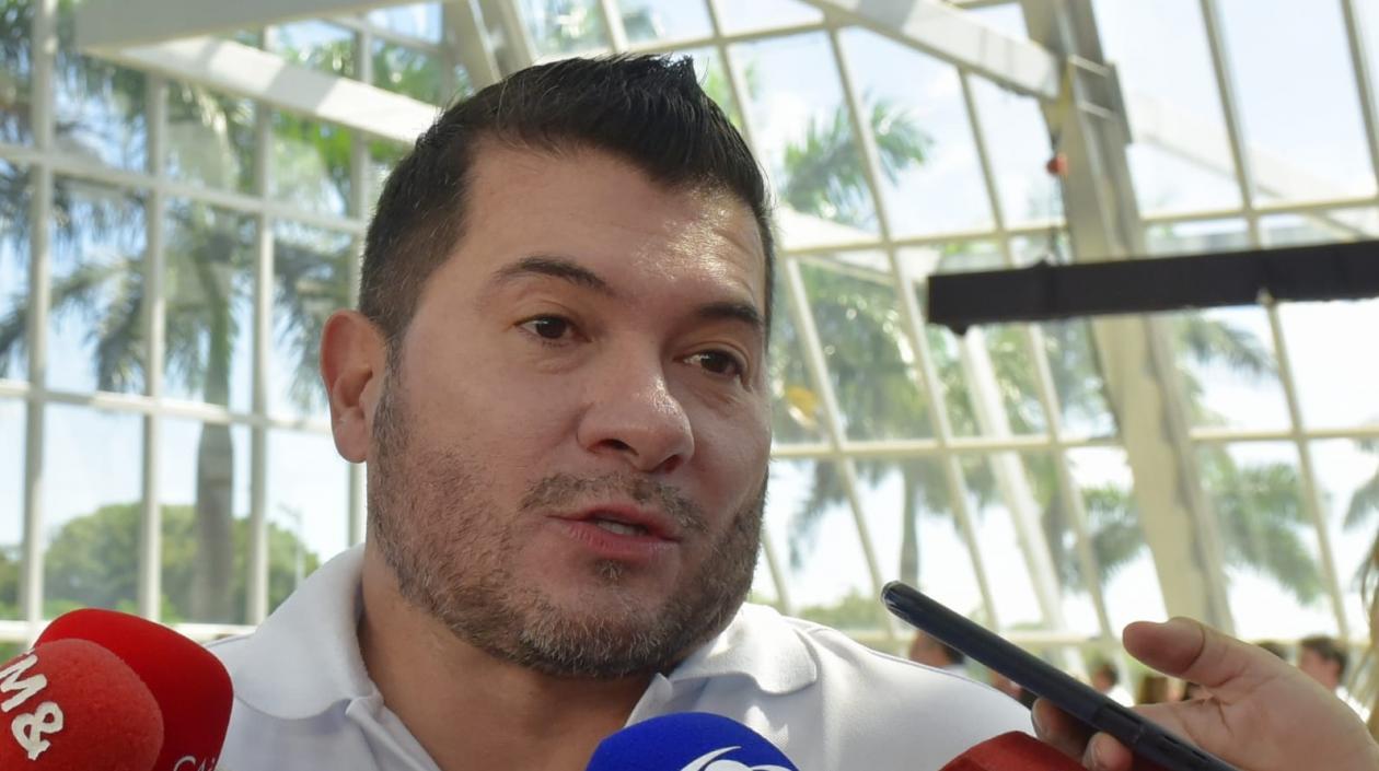 El gerente de la empresa Air-e Jhon Jairo Toro.