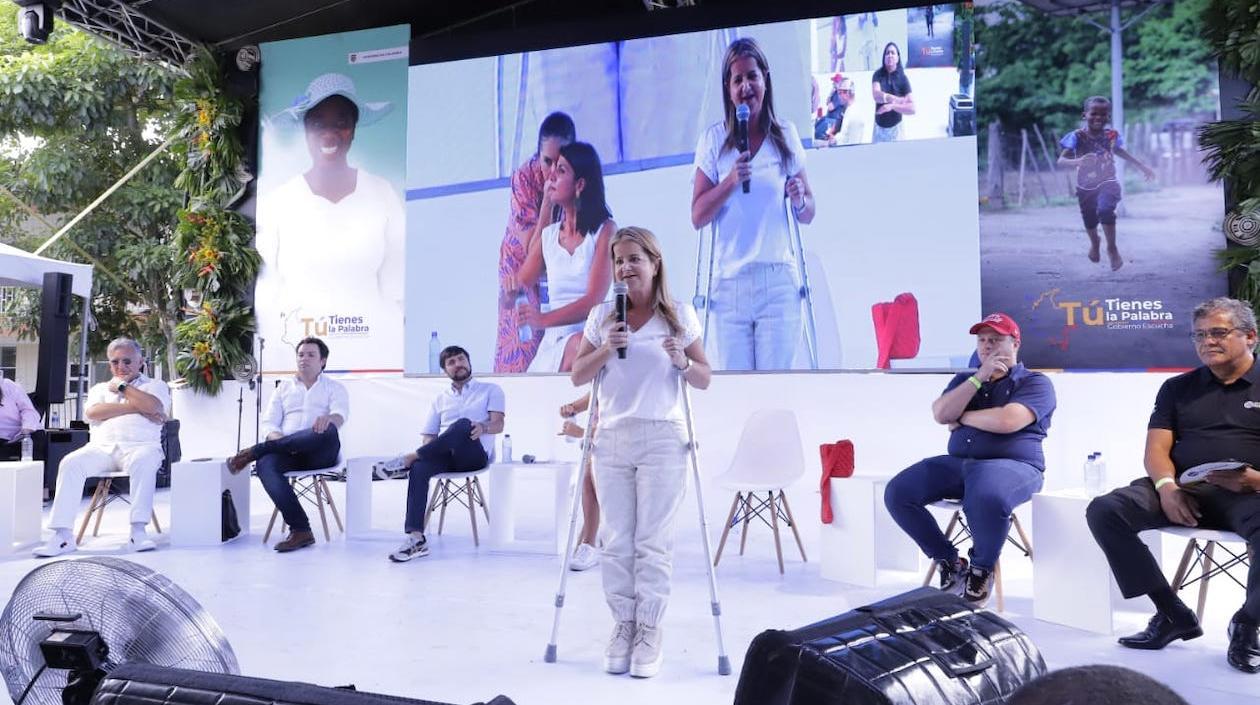 La Gobernadora Elsa Noguera al intervenir en el evento.