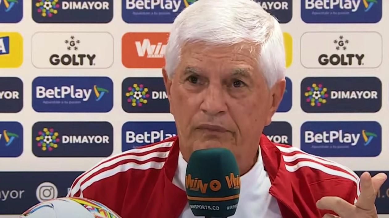 Julio Comesaña, entrenador de Junior. 