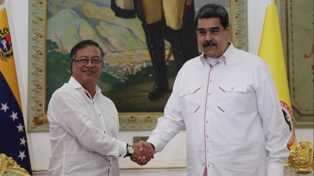 Gustavo Petro y Nicolás Maduro.