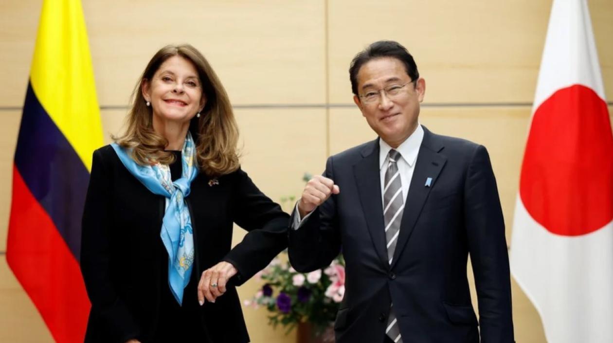 Marta Lucia Ramirez y Fumio Kishida.