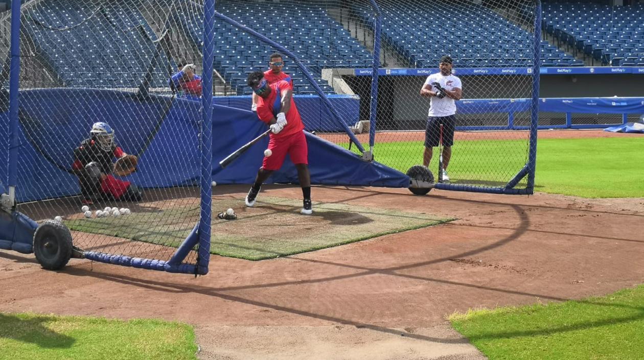 Dilson Herrera durante la práctica de bateo.