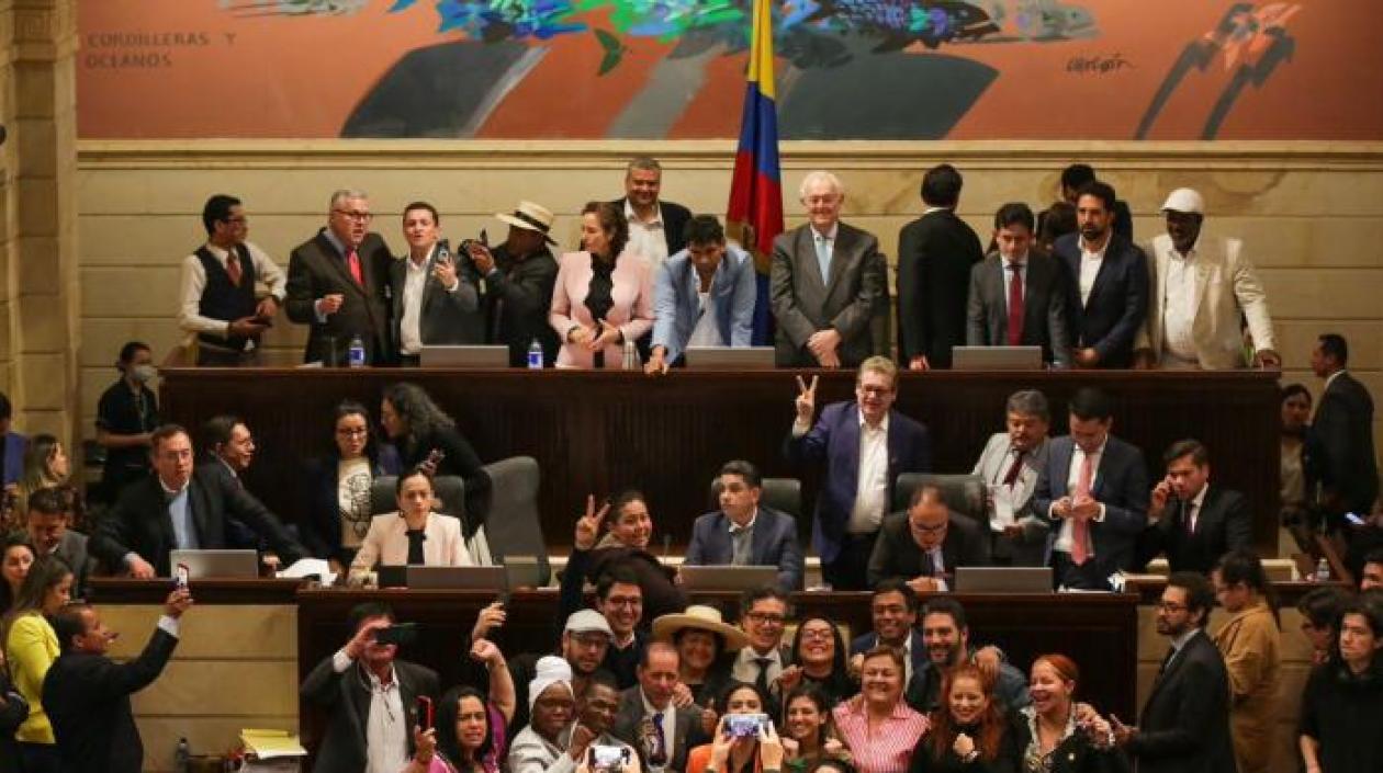 Debate en la Cámara sobre reforma tributaria.