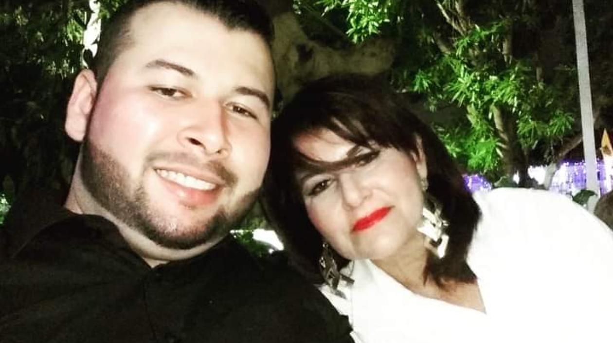 José Elías Gutiérrez Ariza y su mamá Íngrid Ariza Manjarrés.