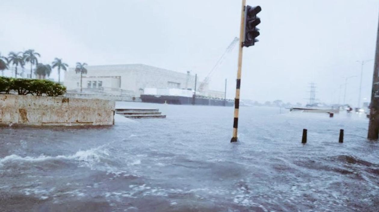 La martea alta en el Centro Histórico de Cartagena.