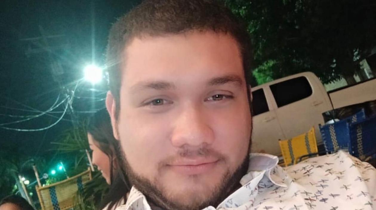 Yasser Yuseef Gloria Bernal.