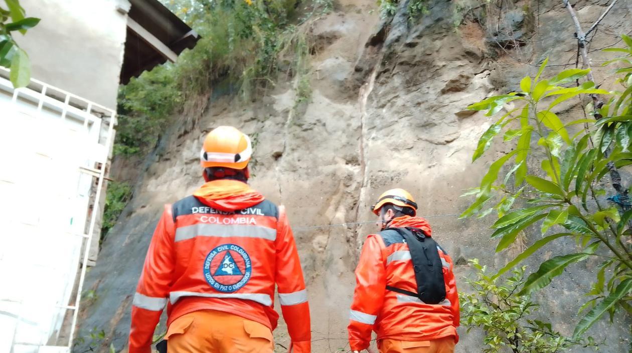 Defensa Civil atiende emergencia invernal en el Atlántico