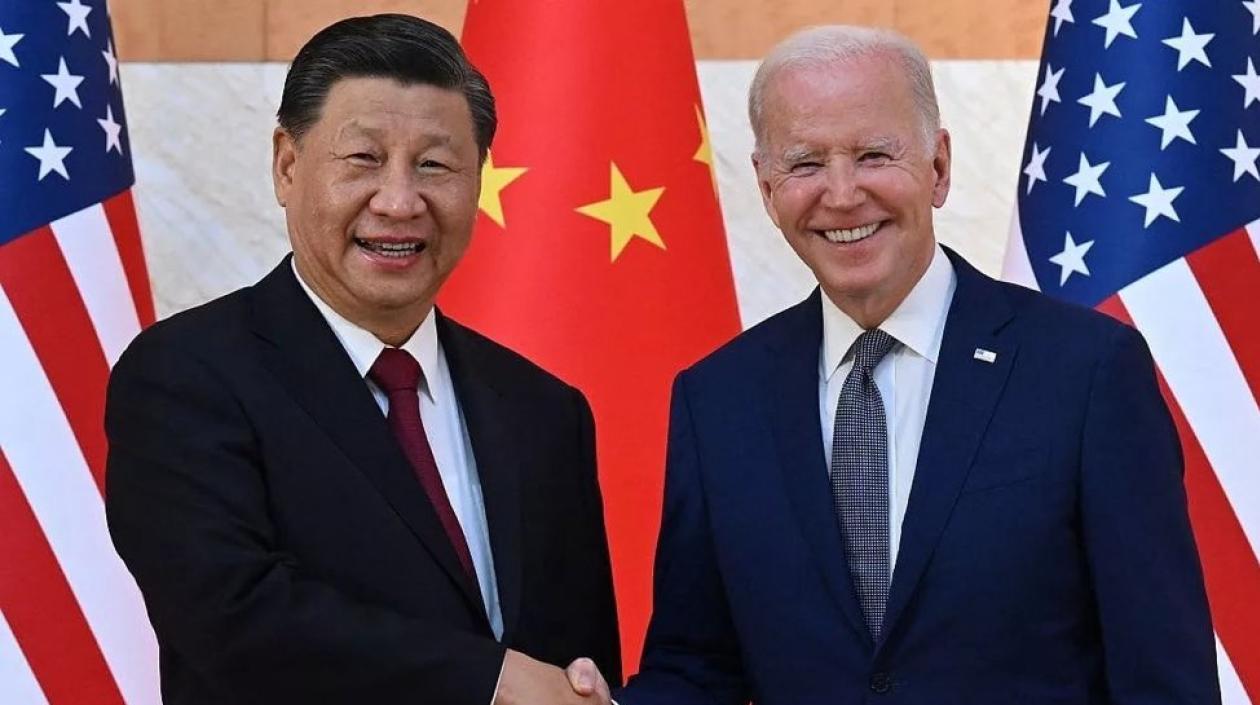 Xi Jinping y Joe Biden.