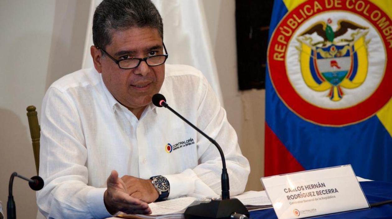 Carlos Hernán Rodríguez Becerra, Contralor General.