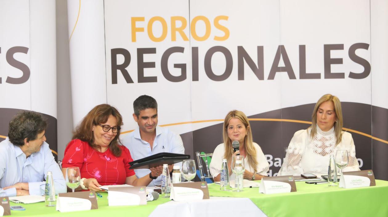 La gobernadora Elsa Noguera intervino en el Foro Agropecuario del Banco Agrario de Colombia,