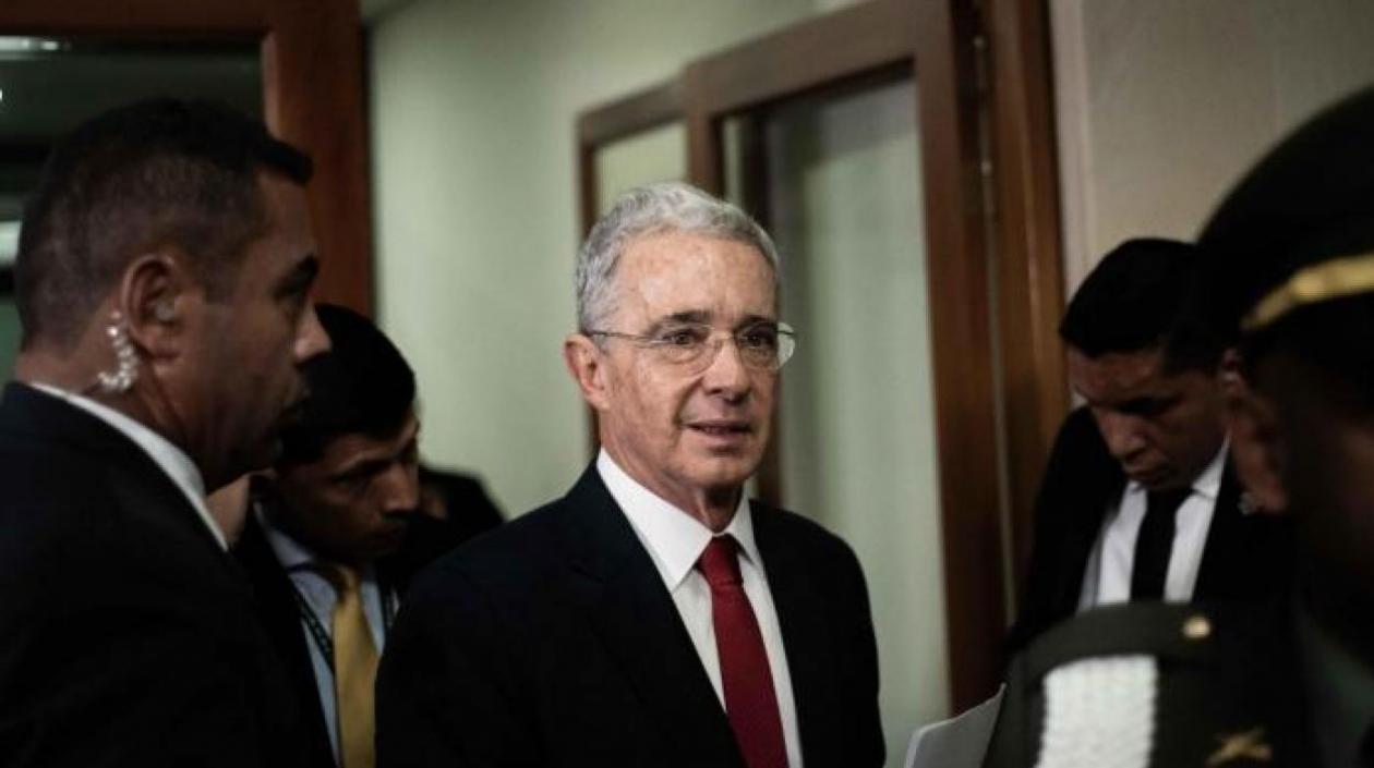 Álvaro Uribe Vélez.