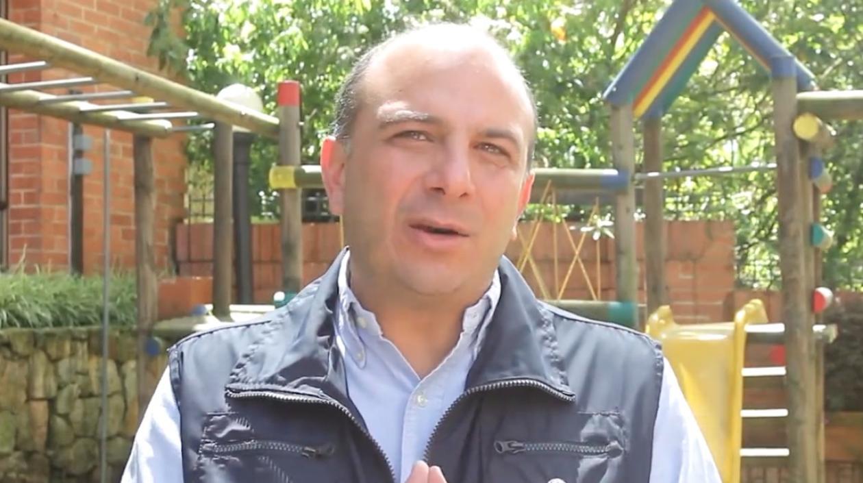 Carlos Camargo, Defensor del Pueblo.