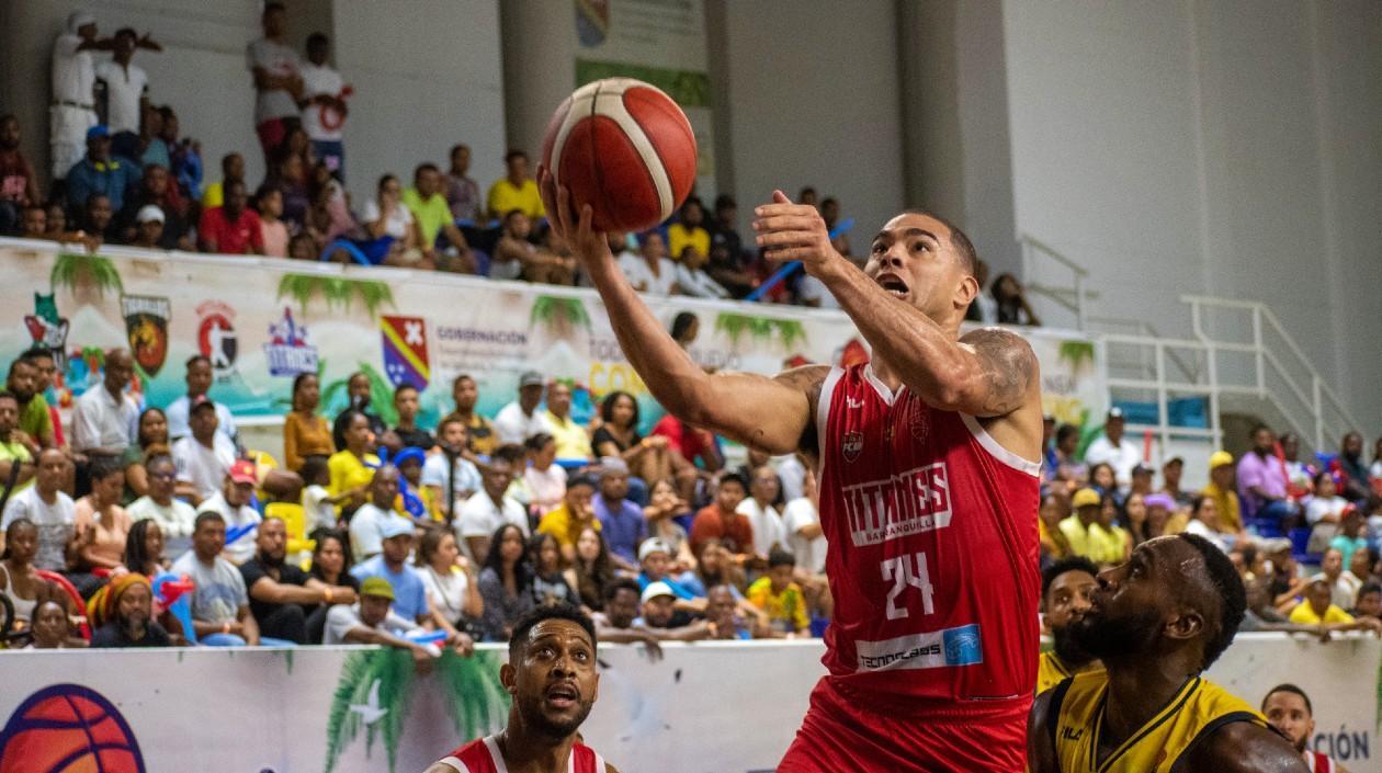 Jonathan Rodríguez, estrella de Titanes. 