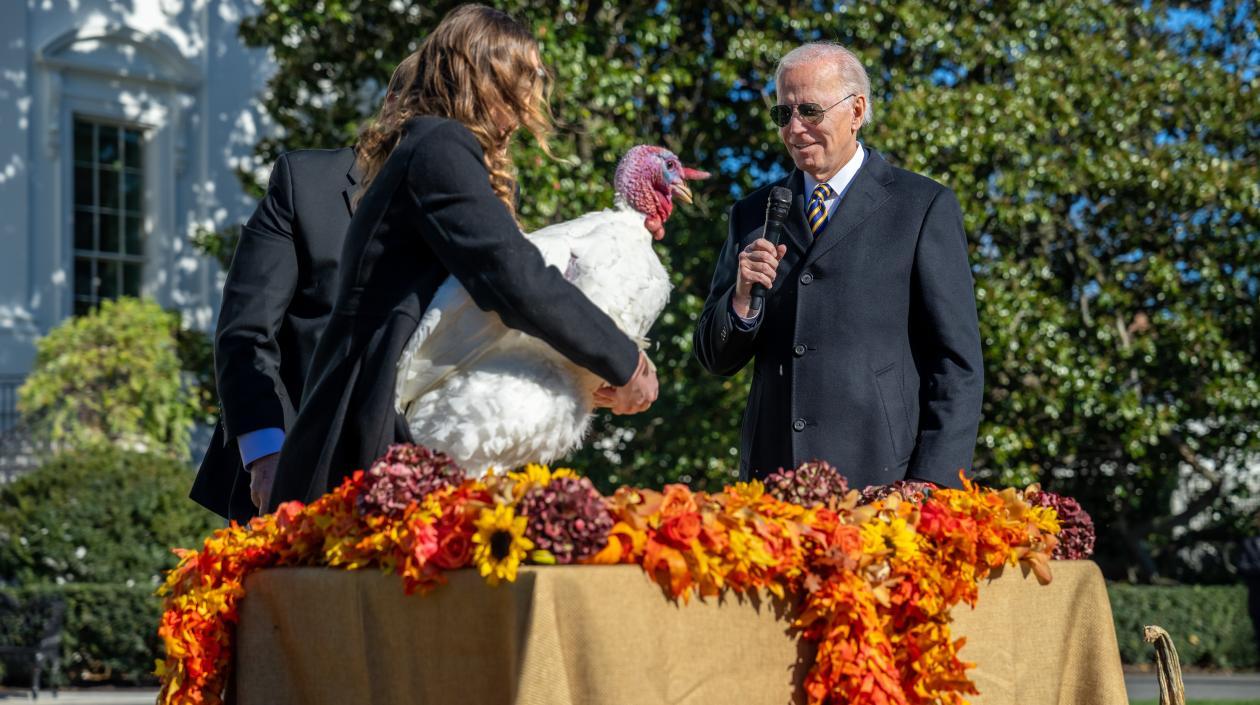 El Presidente Joe Biden en el acto simbólico de Acción de Gracias.
