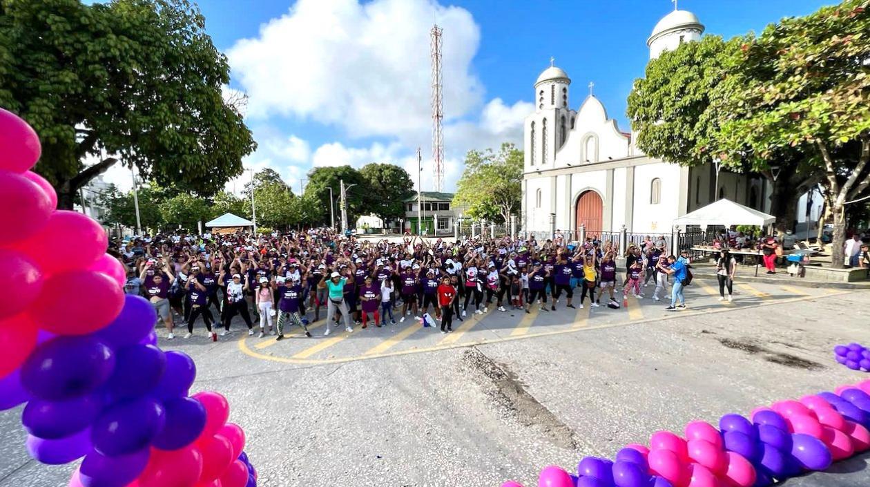 Masiva participación de las mujeres.