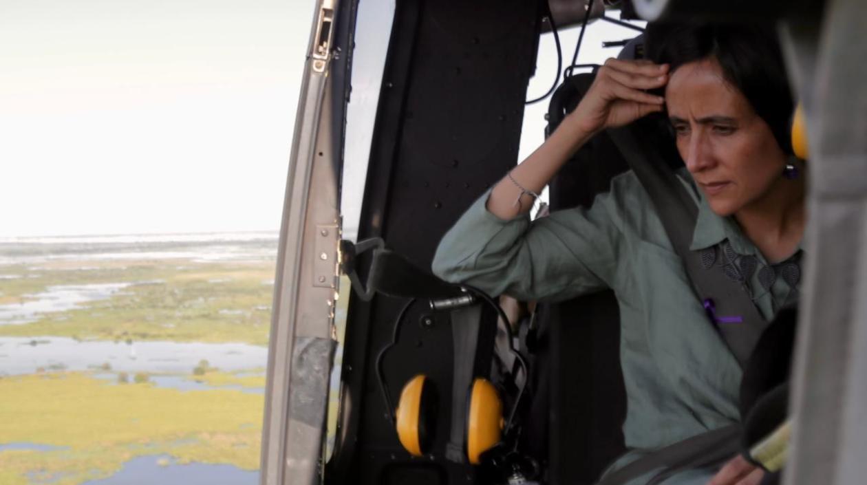 La ministra sobrevolando La mojana