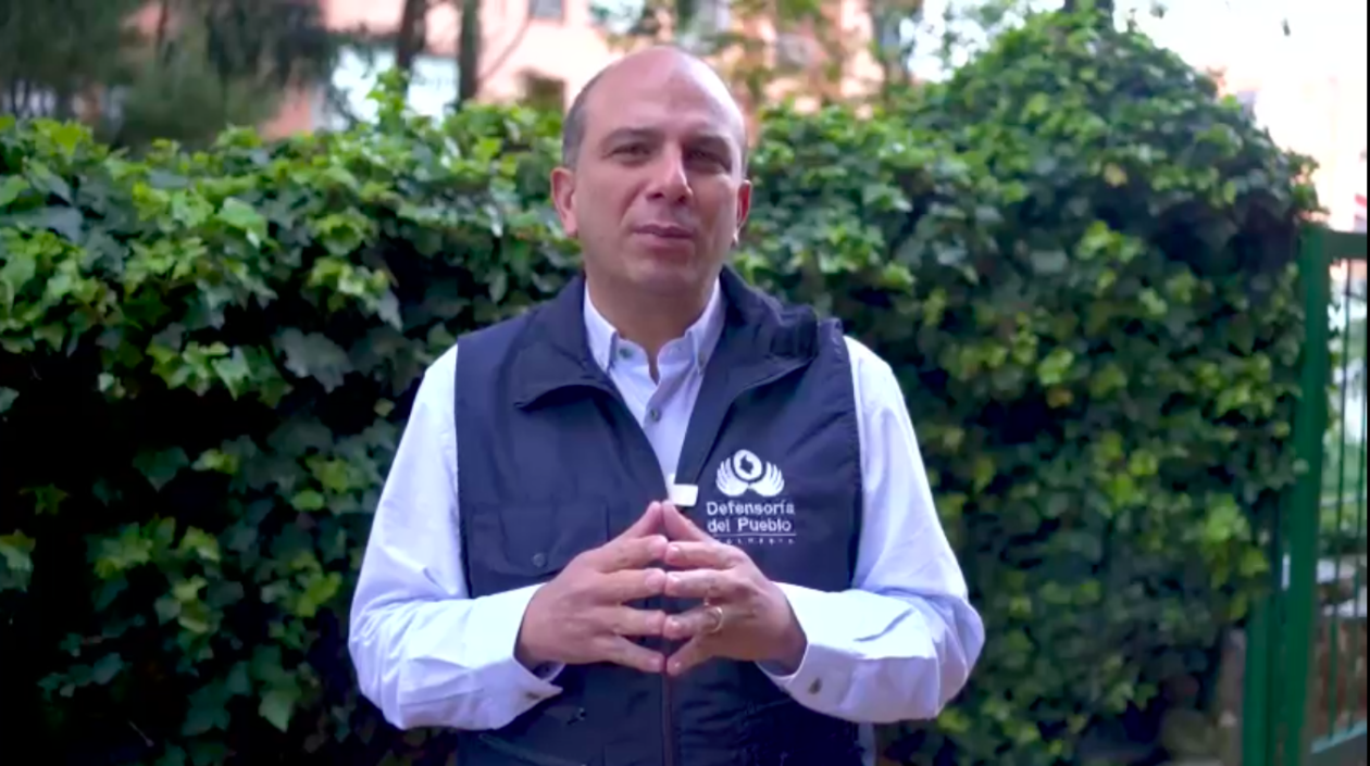 El defensor del Pueblo, Carlos Camargo.