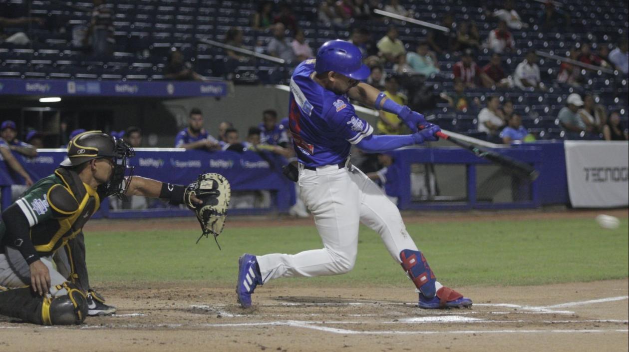 Caimanes vuelve a tener un juego de diferencia sobre Tigres.  